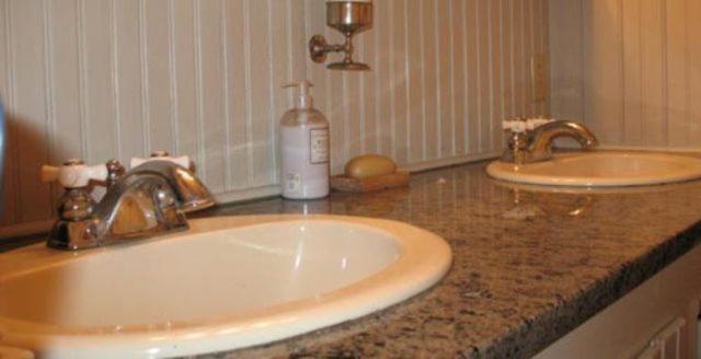 Tumble Inn Schroon Lake Room photo